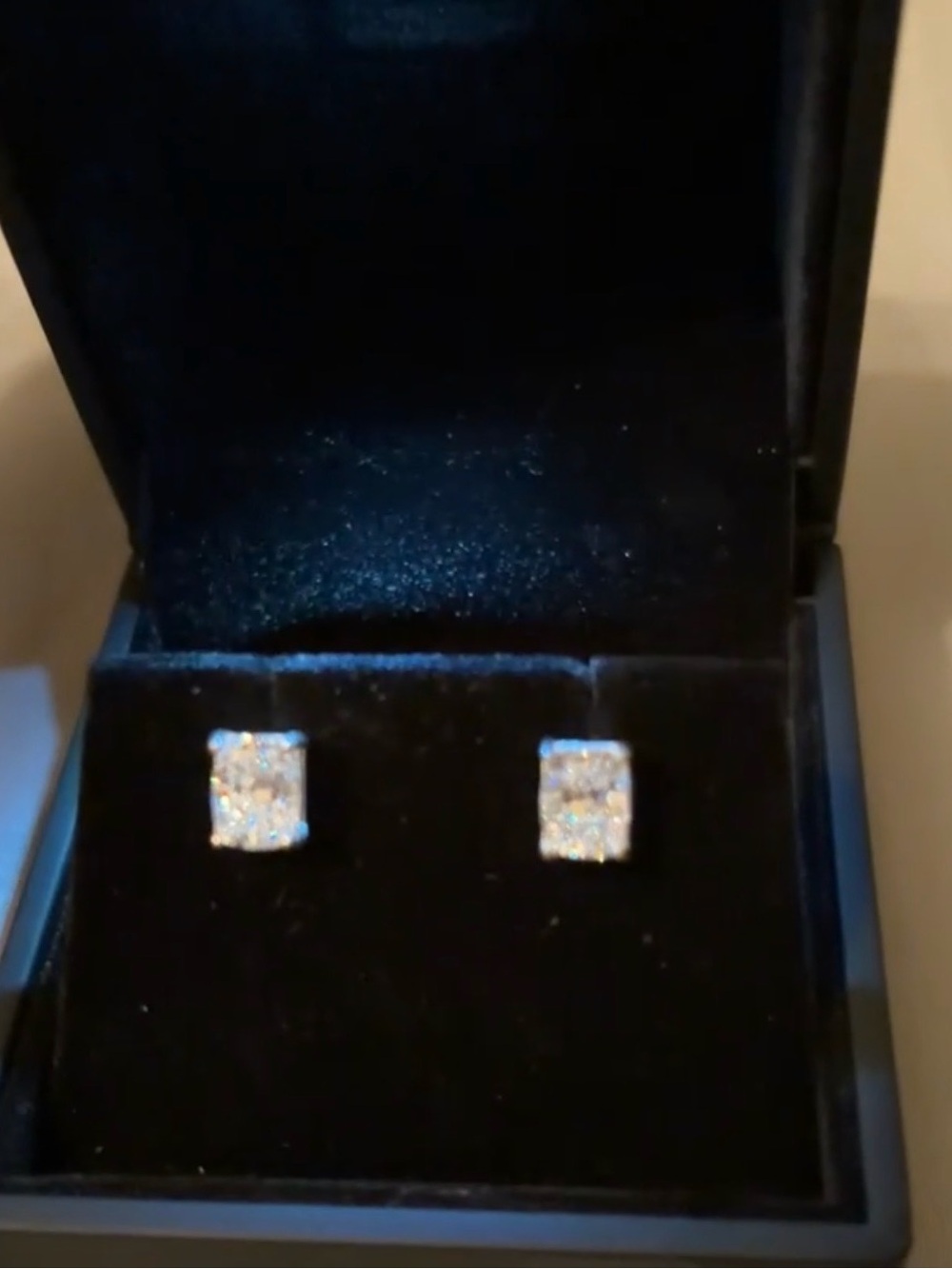 Brand New 2CTTW Lab-Grown Diamond Stud Earrings — IGI Certified